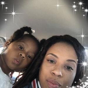 Meet your Posher, Simone